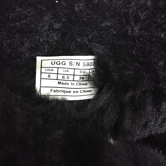Ugg Bailey Button Boots - Picture 3 of 8